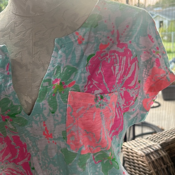 Lilly Pulitzer Linen V Neck Top - Picture 5 of 8